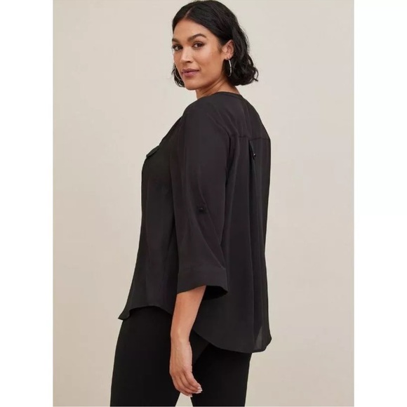 Torrid Womens 3X Black Harper Georgette Pullover 3/4 Sleeve Blouse Pockets - Picture 2 of 8